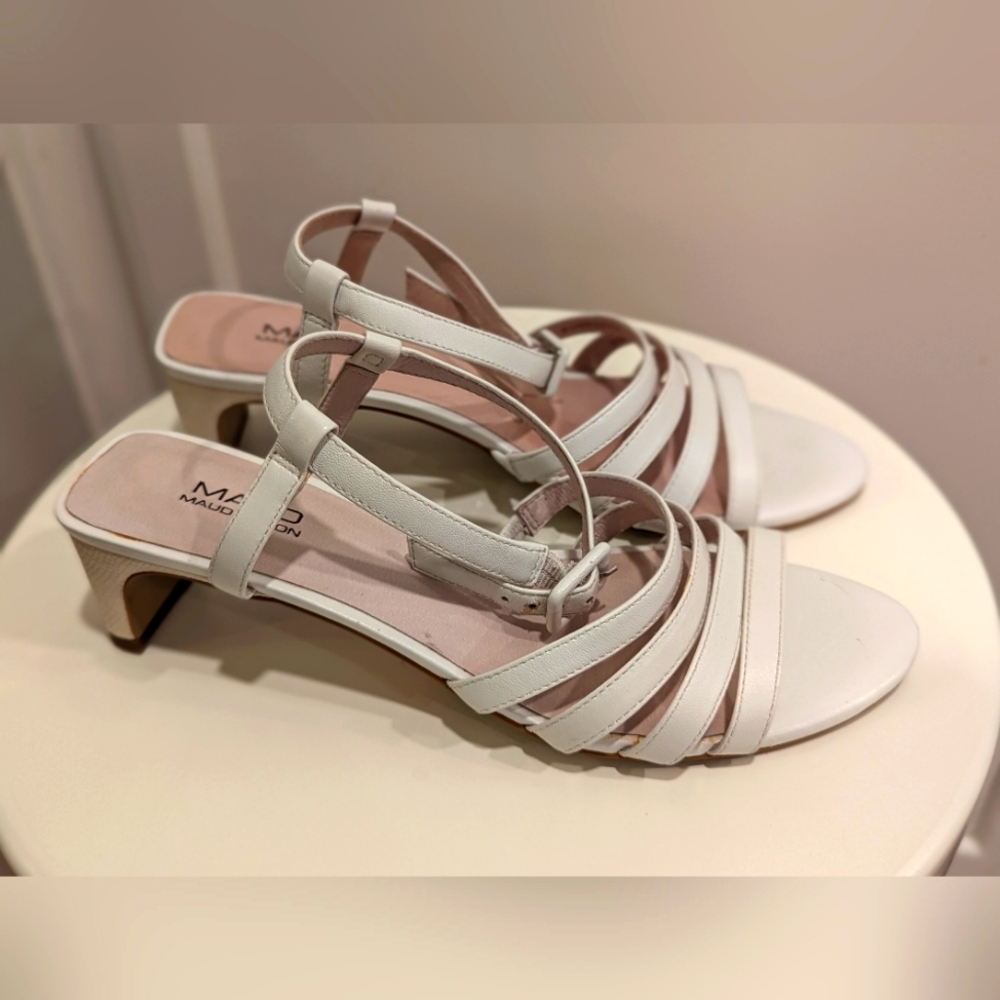Maud Frizon Leather Sandals - Size 7.5